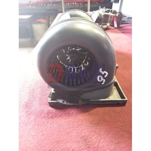 Моторчик отопителя (печки) DAF 95 в корпусе (332)-4