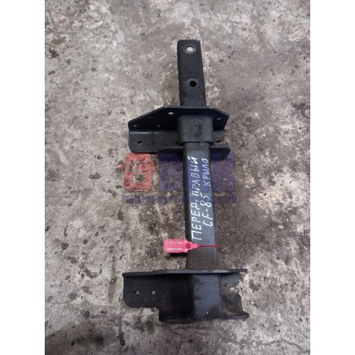 Кронштейн переднего крыла DAF CF 85 620602 передний LH (504)