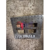 Накладка на подножку нижнюю DAF 85 CF 620602 деф. RH (490)