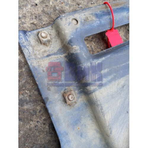 Кронштейн усилителя бампера Scania P340 626313 LH (133)-2