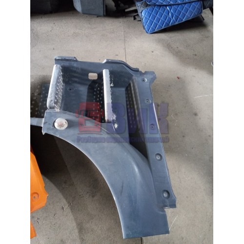 Подножка основная MAN ш.к. деф. LH (416)