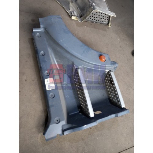 Подножка основная MAN ш.к. деф. LH (412)