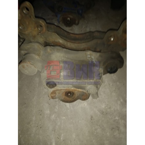 Суппорт Iveco KNORR передний RH (116)-4