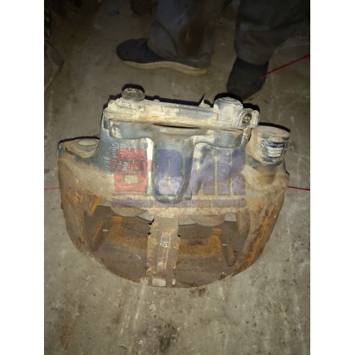 Суппорт Iveco KNORR передний LH (111)-2