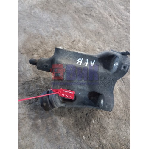 Кронштейн торсиона кабины Scania R440 248722 LH (152)-3