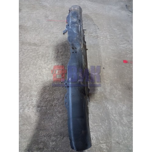 Усилитель бампера Scania R440 248722 деф. (143)