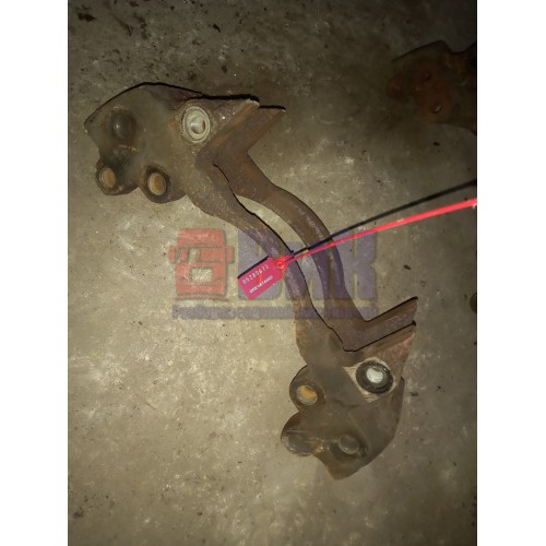 Скоба суппорта Iveco stralis (673)