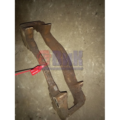 Скоба суппорта Iveco stralis (673)-1