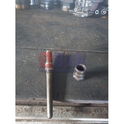 Трубка топливная (морковка) Renault DCI-420 (923)*