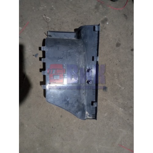 Накладка на подножку Scania 4 (верх) RH (378)-1