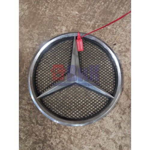 Значок Mercedes Actros 987958 (120)