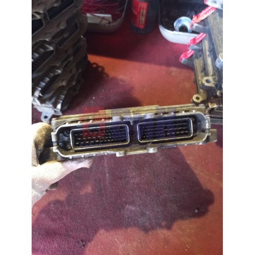 Блок управления двигателем Renault Premium DCI-420 (002)-1