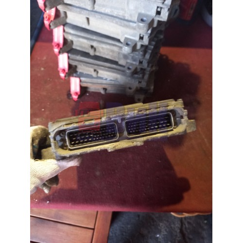 Блок управления двигателем Renault Magnum MACK-440 (017)-2