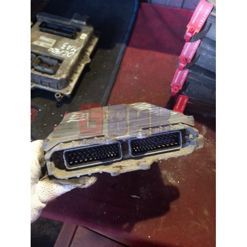 Блок управления двигателем Renault Magnum MACK-440 (014)-1