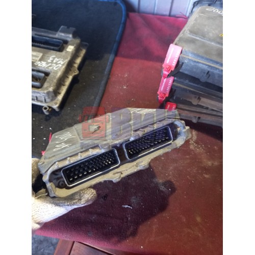 Блок управления двигателем Renault Magnum MACK-440 (010)-2