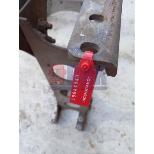 Траверса Mercedes центральная (040)-1