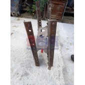 Траверса Mercedes центральная (034)