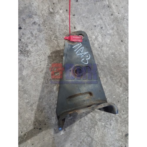 Кронштейн усилителя бампера Mercedes Actros 987958 RH (274)-1