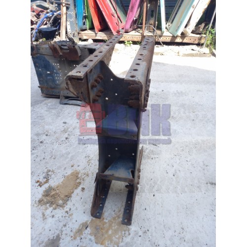 Траверса Renault Midr средняя (300)-3