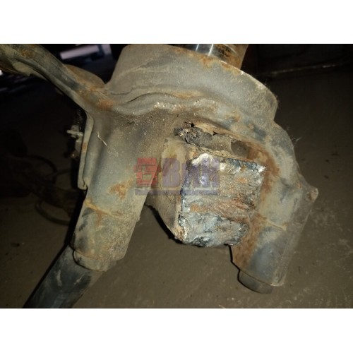 Цапфа (кулак поворотный) Mercedes Axor (блок подшип.) LH (866) -3