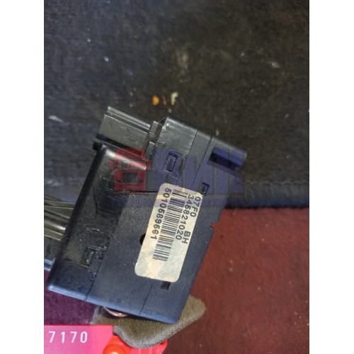 Подрулевой переключатель Renault Premium DXI-11 поворотов (170)-2