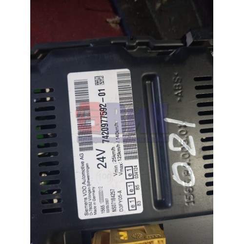 Панель приборов Renault Premium DXI-11 (330)-2