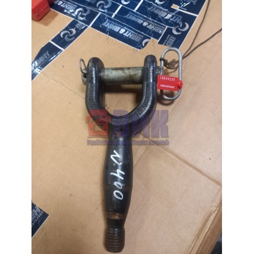 Крюк буксировочный Renault T460 001057 (235)