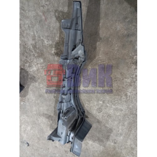 Подножка верхняя Renault T460 001057 с продолжением кабины RH (981)-3