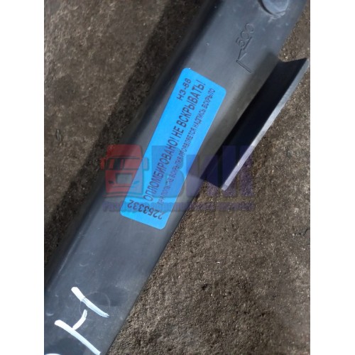 Панель стойки кузова Mercedes Actros 987958 RH (332)-2