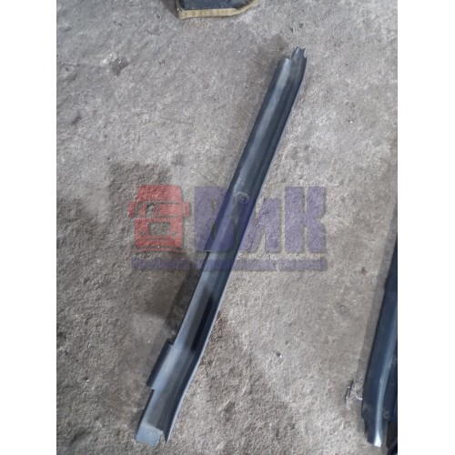 Панель стойки кузова Mercedes Actros 987958 LH (331)