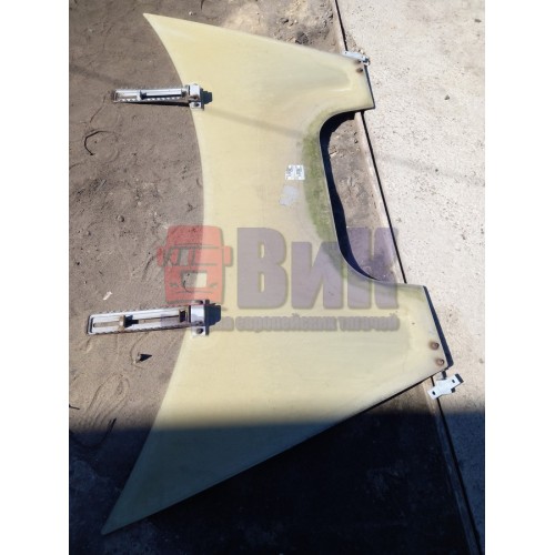 Спойлер кабины Mercedes Actros 987958 верхний (323)-5