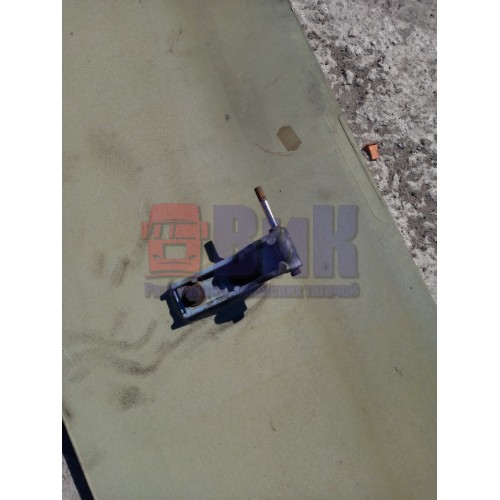 Спойлер кабины Mercedes Actros 987958 боковой RH не ориг. (319)-1