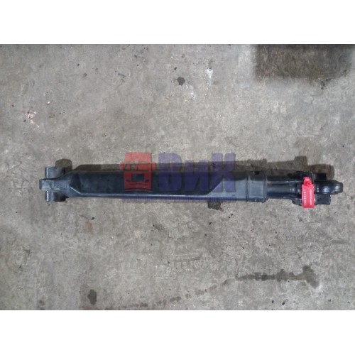 Цилиндр подъема кабины Renault T460 001057 LH с деф. (761)