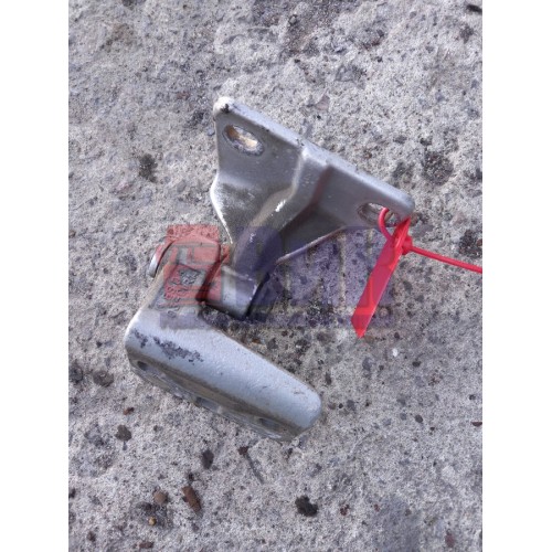 Петля двери Mercedes Actros 987958 верхняя RH (255)-1