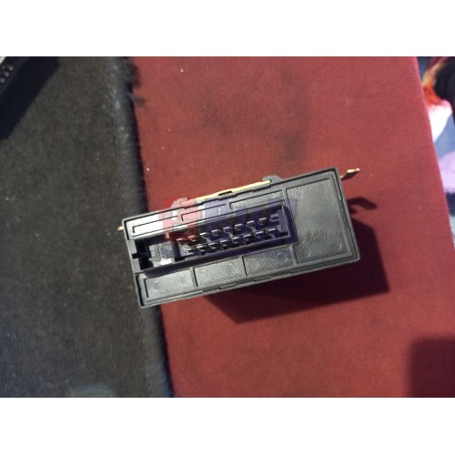 Реле поворотов Renault Premium (212)-2