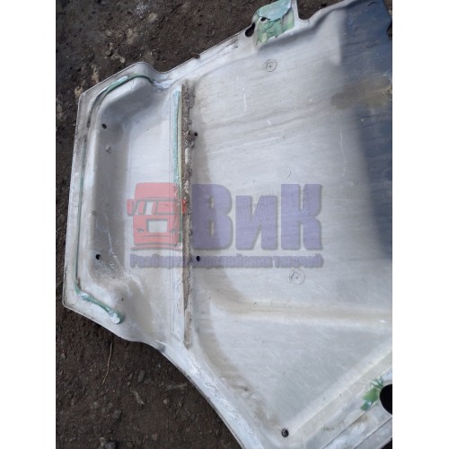 Накладка кабины Iveco Stralis 439048 LH (304)-3