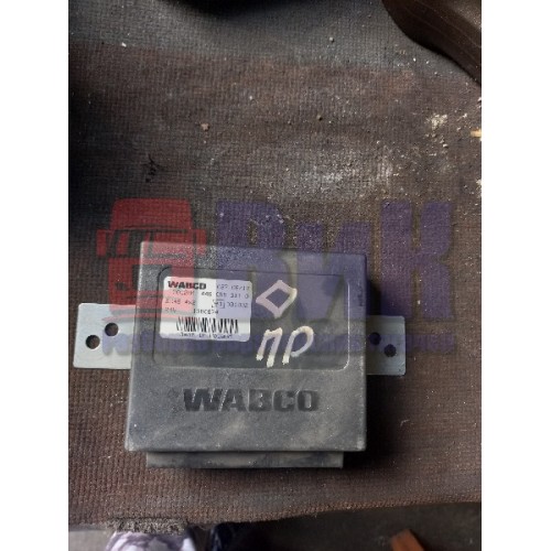 Блок ECAS Renault Magnum (157)