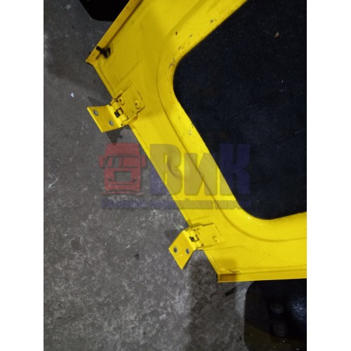 Крышка инструментального ящика DAF 105/95 с петлями 920032 (275)-2