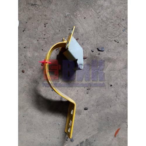 Петля крышки инструментального ящика Volvo FH (703)-1