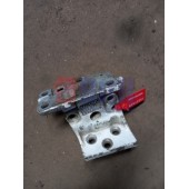 Петля двери Volvo верхняя RH (995)