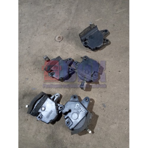 Ручка открывания двери Volvo внутренняя LH (981)*-2