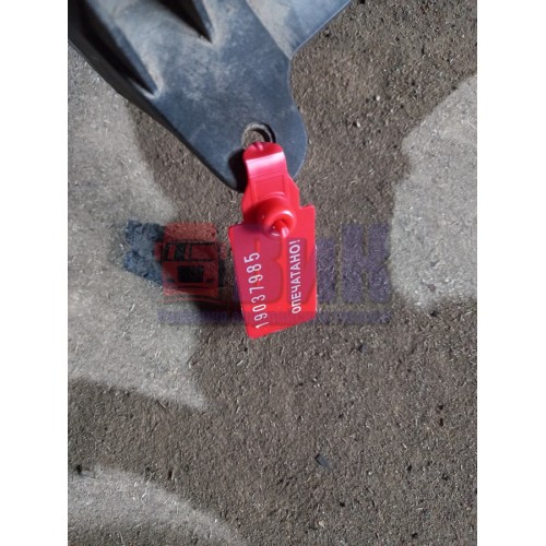 Петля фары Volvo RH (985)-1