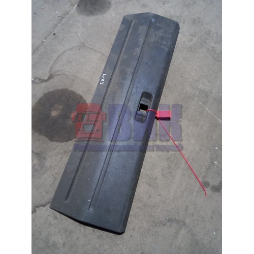 Крышка бардачка Scania (936)-1