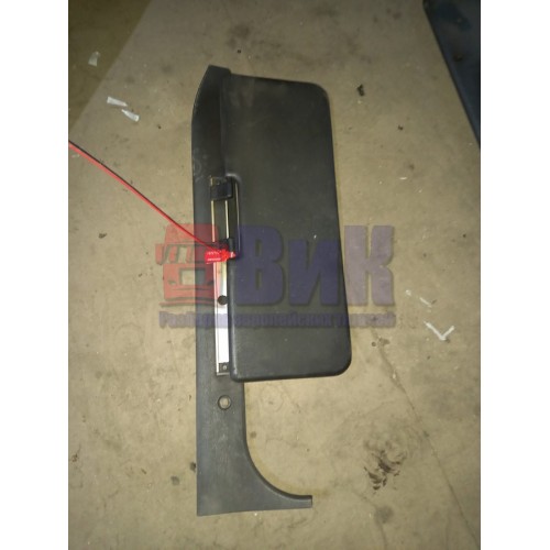 Козырек солнцезащитный Scania с накладкой (933)