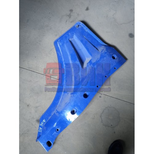 Продолжение двери Volvo FH12 деф. RH (247)-1