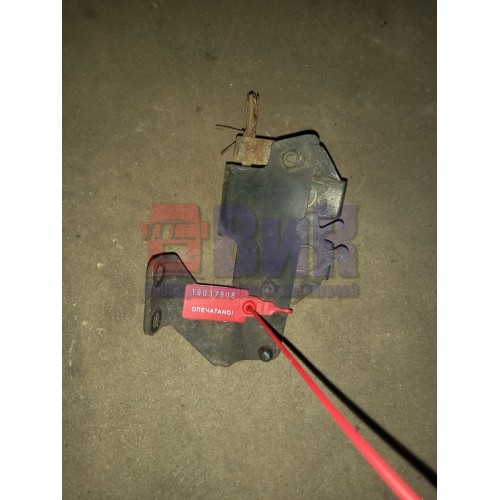 Замок капота Scania с кронштейном (908)