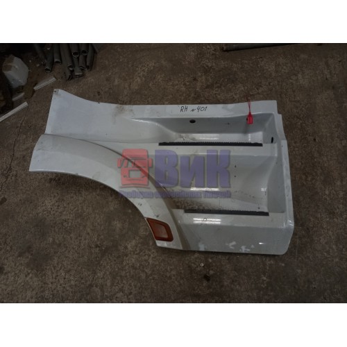 Подножка кабины Mercedes Actros MP4 766412 двойная с кронштейном RH (340)