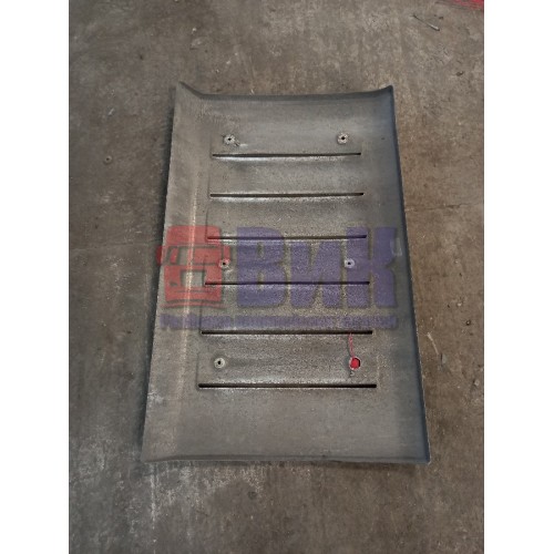 Накладка на глушитель Mercedes Actros MP4 766412 декоративная боковая (325)-1