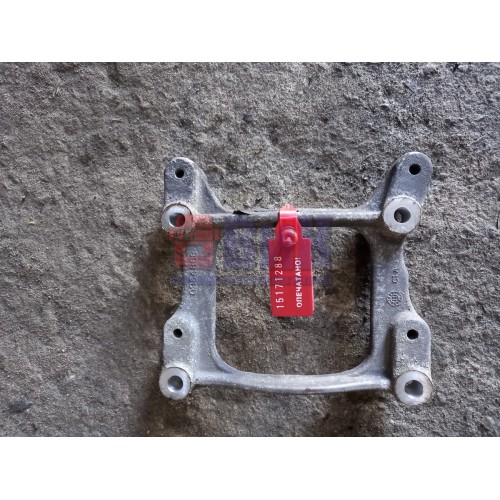 Кронштейн компрессора кондиционера DAF 106 (288)