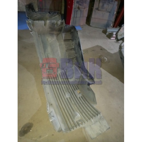 Подкрылок под кабину LH MAN ш.к. (112)-1